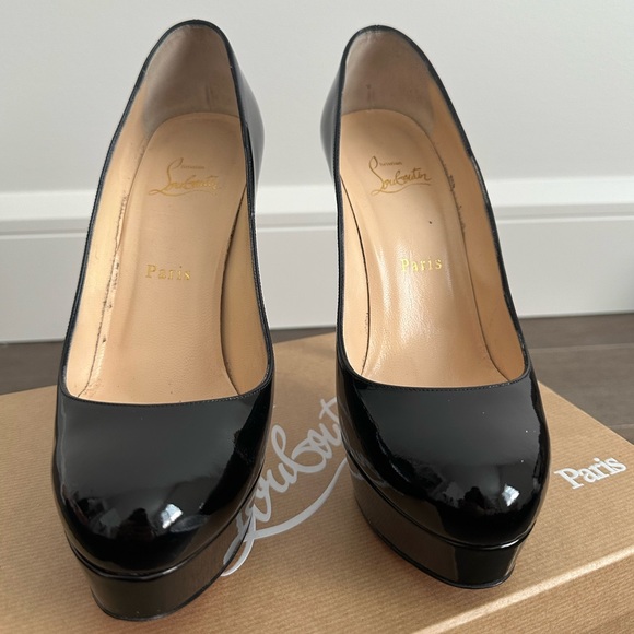 Christian Louboutin Size 38.5 black patent high heeled Bianca shoe - Picture 8 of 8